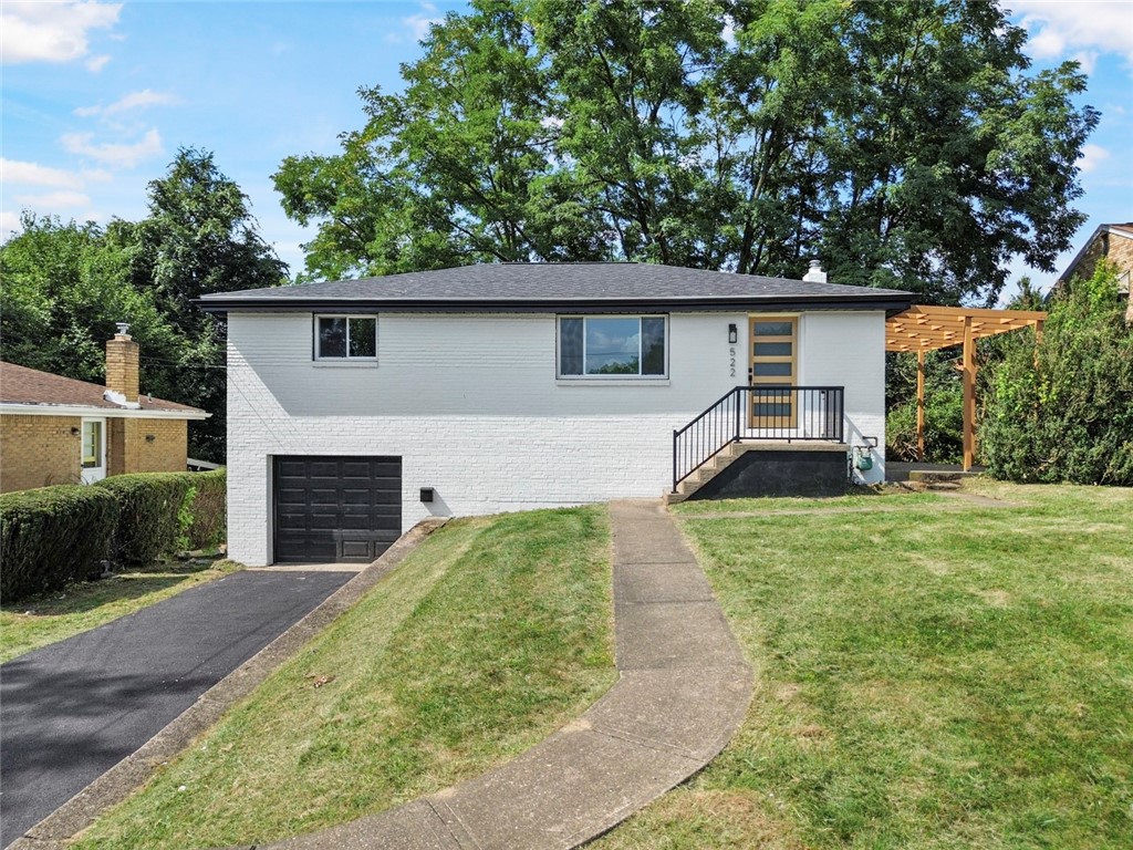 522 Lucy Dr — photo 1
