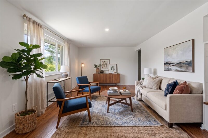 522 Lucy Dr — photo 3