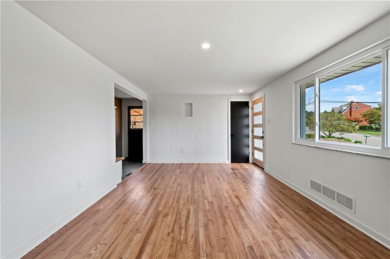 522 Lucy Dr — photo 5