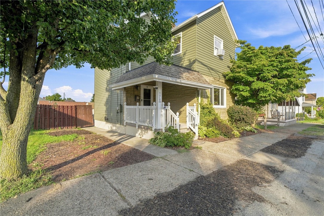 170 Downer Ave — photo 1