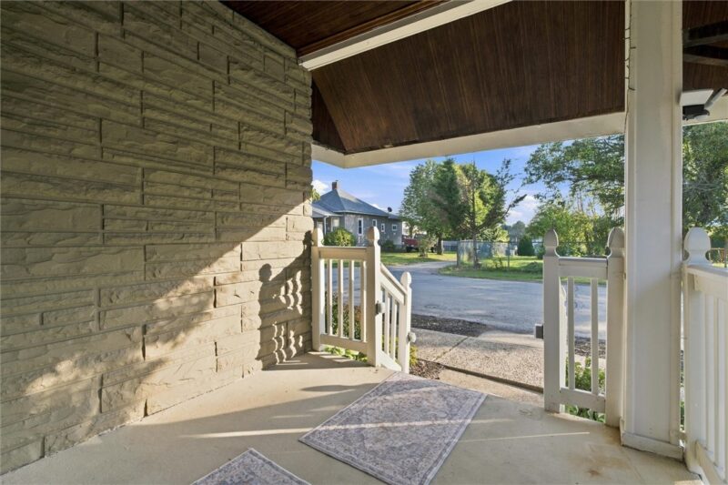 170 Downer Ave — photo 3