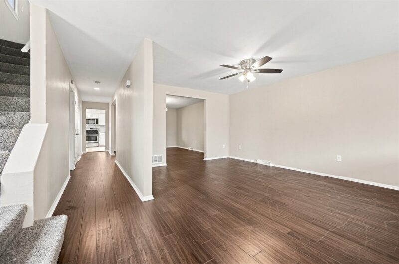 4136 Gladstone St — photo 3