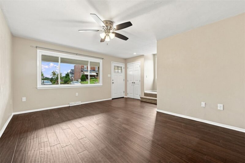 4136 Gladstone St — photo 5