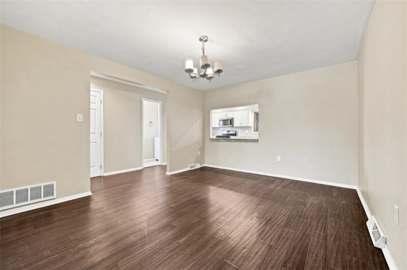 4136 Gladstone St — photo 7