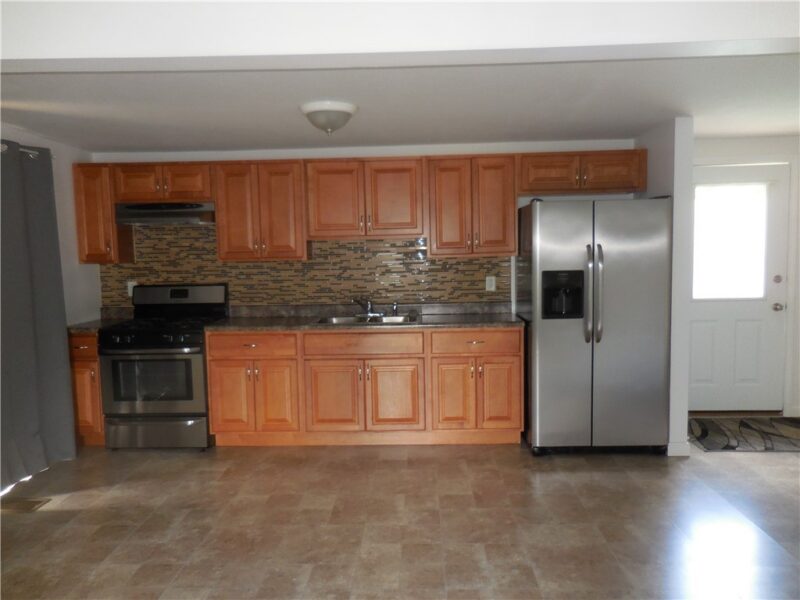 192 Main St — photo 5