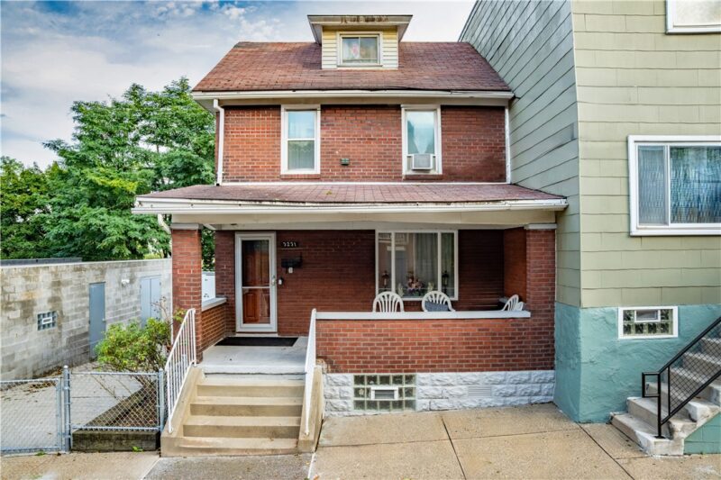 3231 Dobson St — photo 2
