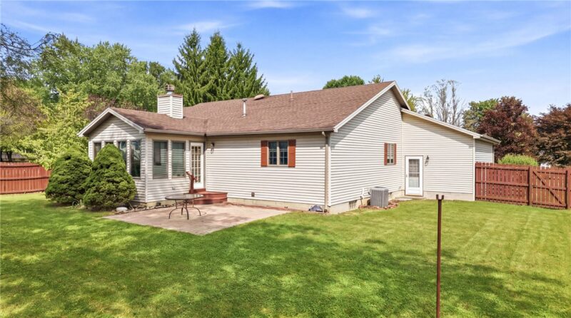 3332 Basil Dr — photo 2