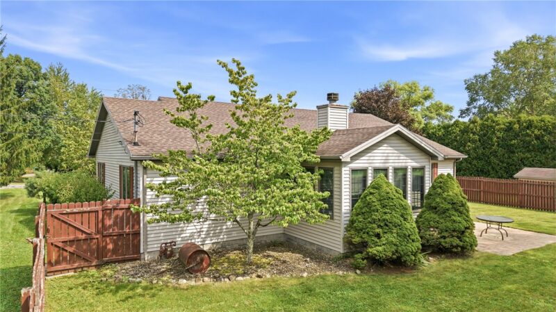 3332 Basil Dr — photo 3
