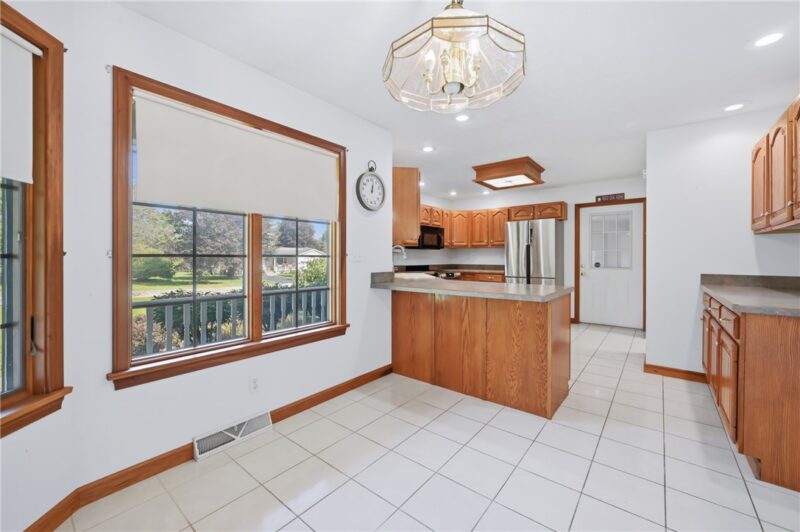3332 Basil Dr — photo 8