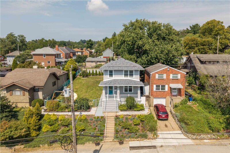 236 Richfield St — photo 3