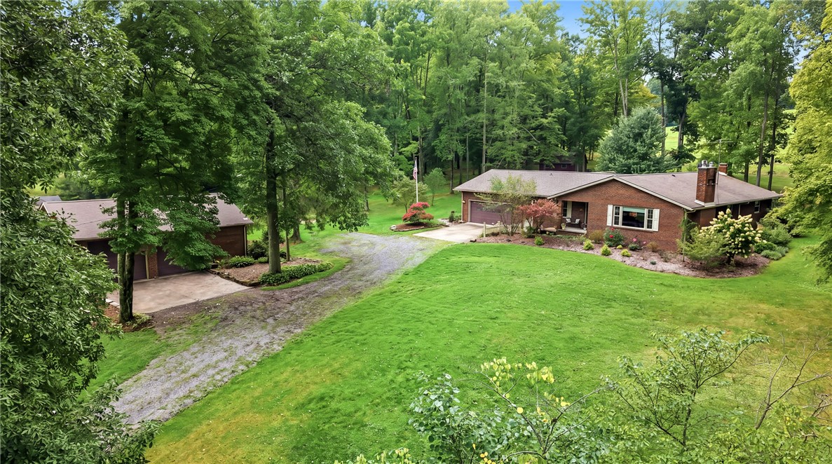 616 W Jamestown Rd — photo 1