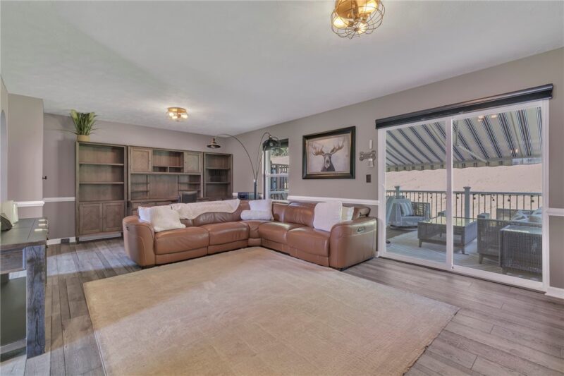 1410 Canterbury Drive — photo 3