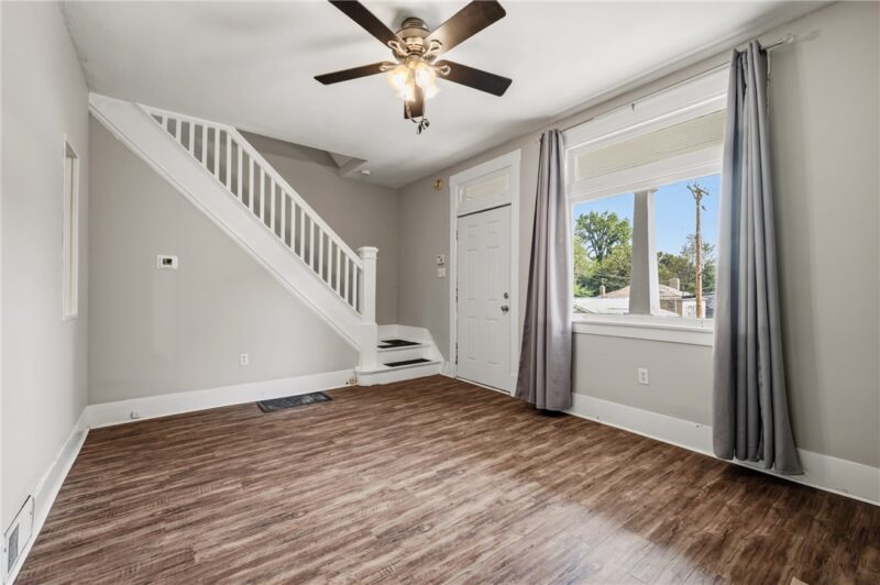 2329 Hazelton St — photo 5
