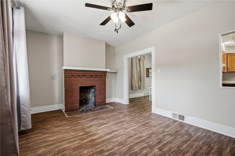 2329 Hazelton St — photo 6