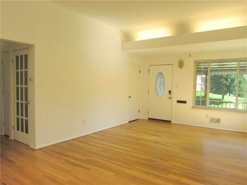 10901 HIGHPOINT DR — photo 6
