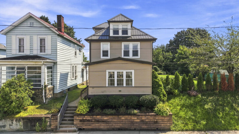 517 Reno STREET — photo 2