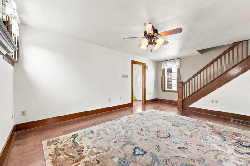 517 Reno STREET — photo 8