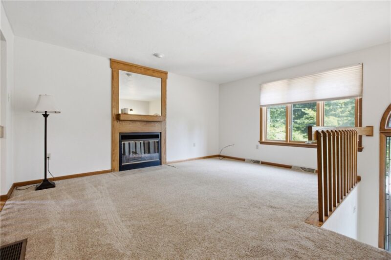 1110 W Ridge Rd — photo 5