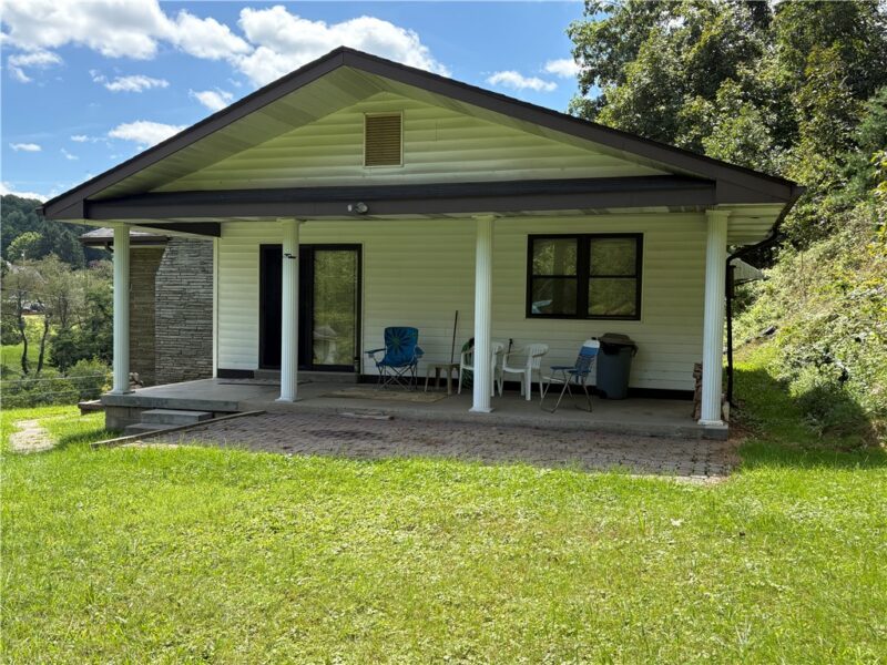 2468 Saxonburg Blvd — photo 3