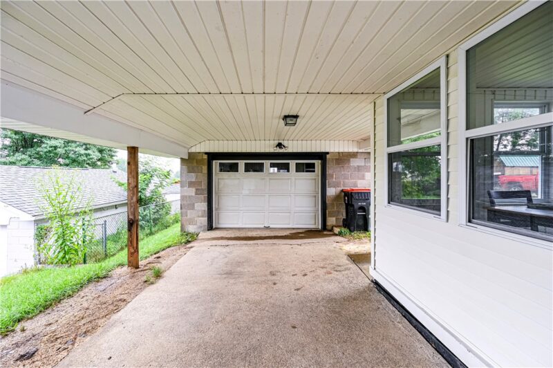 40 Viewmont Drive — photo 4