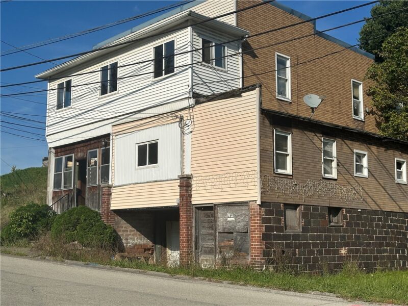 110 Main St — photo 2