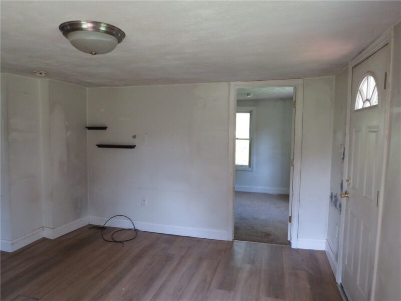850 Barclay Hill Rd — photo 5