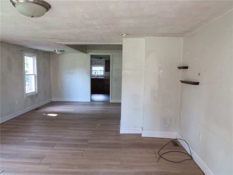 850 Barclay Hill Rd — photo 6
