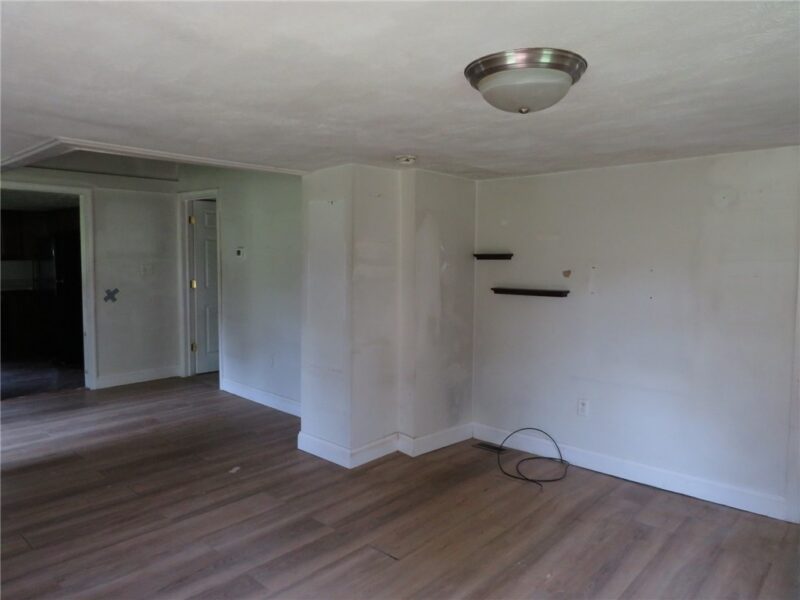 850 Barclay Hill Rd — photo 8