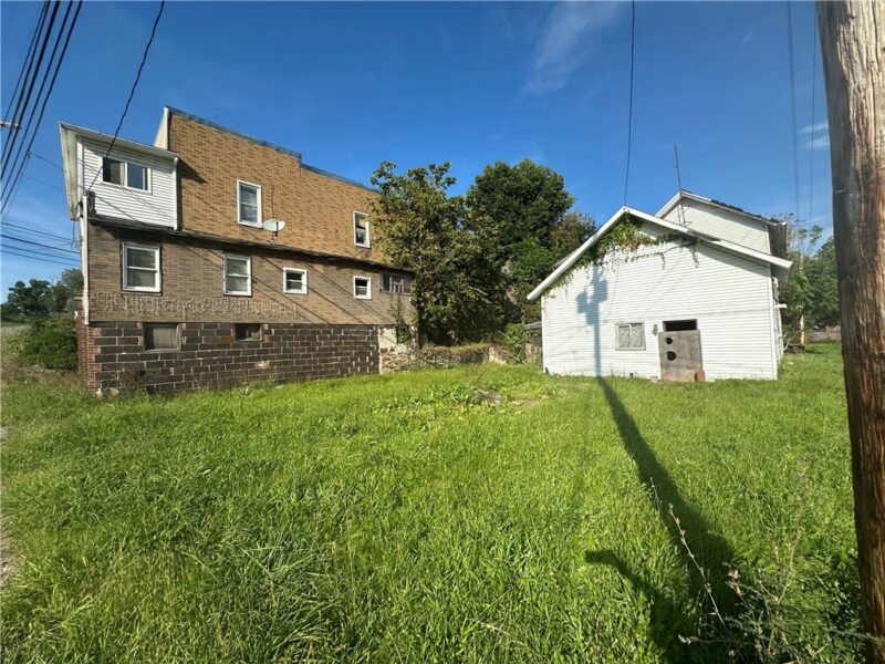 106 Main St — photo 4