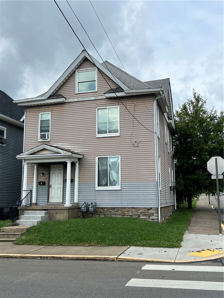 450 Jefferson St — photo 1