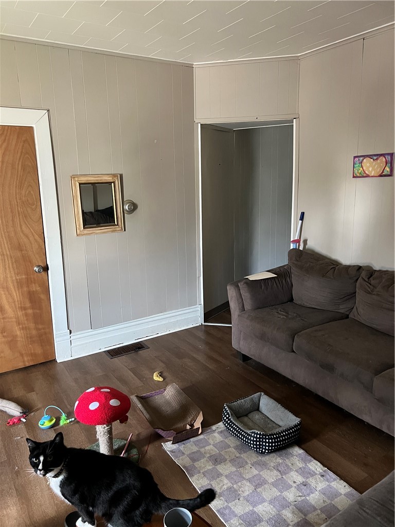450 Jefferson St — photo 8