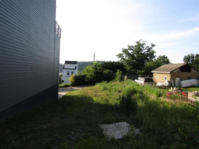 5257 Wickliff Street — photo 2
