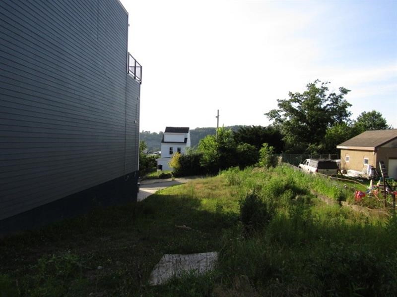 5257 Wickliff Street — photo 3