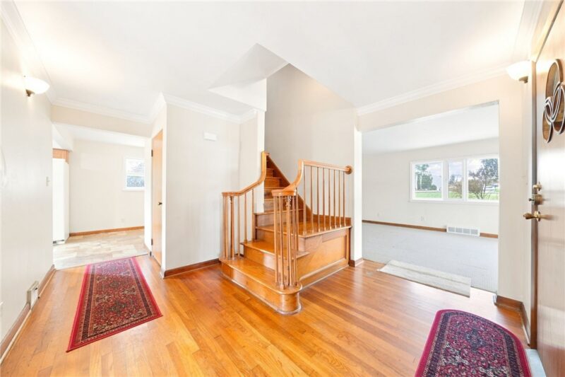 114 Jefferson Dr — photo 5