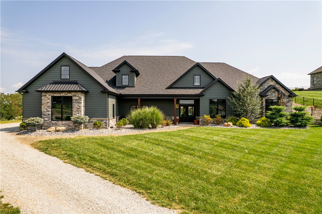 2100 Totteridge Dr — photo 1