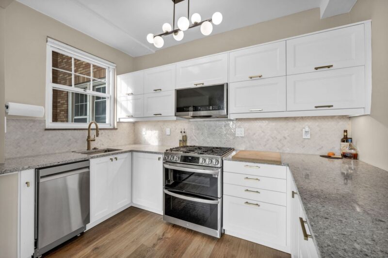144 N Dithridge STREET 301 — photo 3