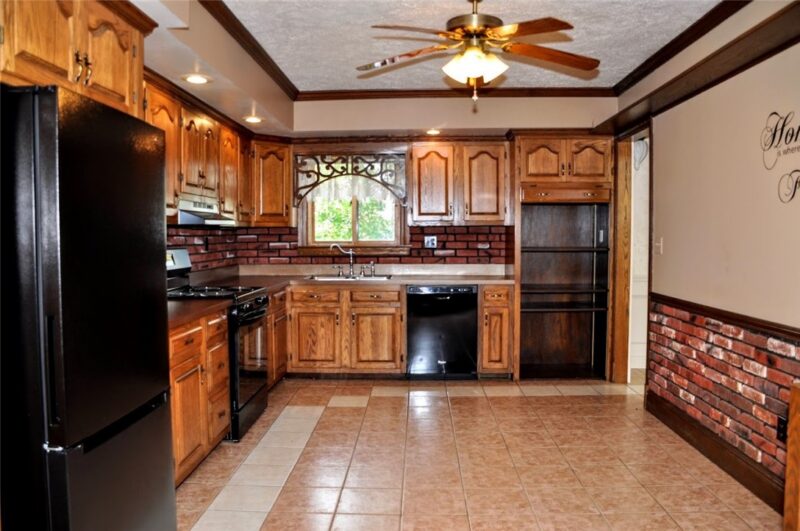 204 Weavertown Rd — photo 8