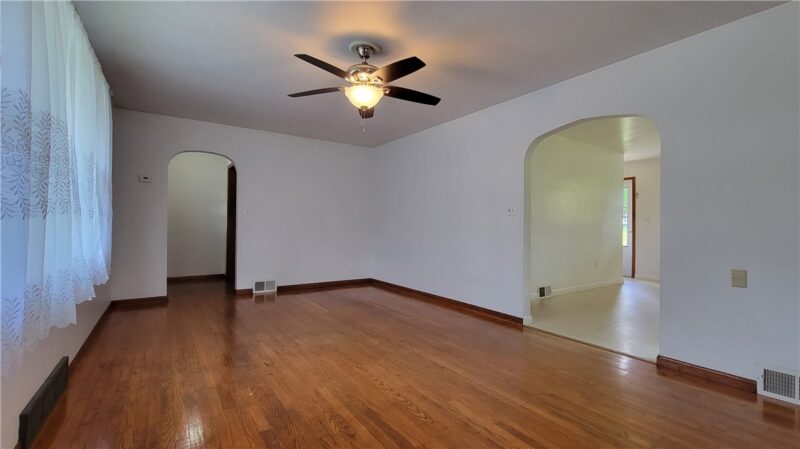 1390 N Center Ave — photo 7