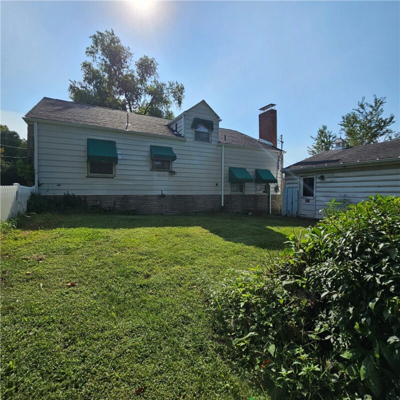 1311 Ridge Road — photo 2