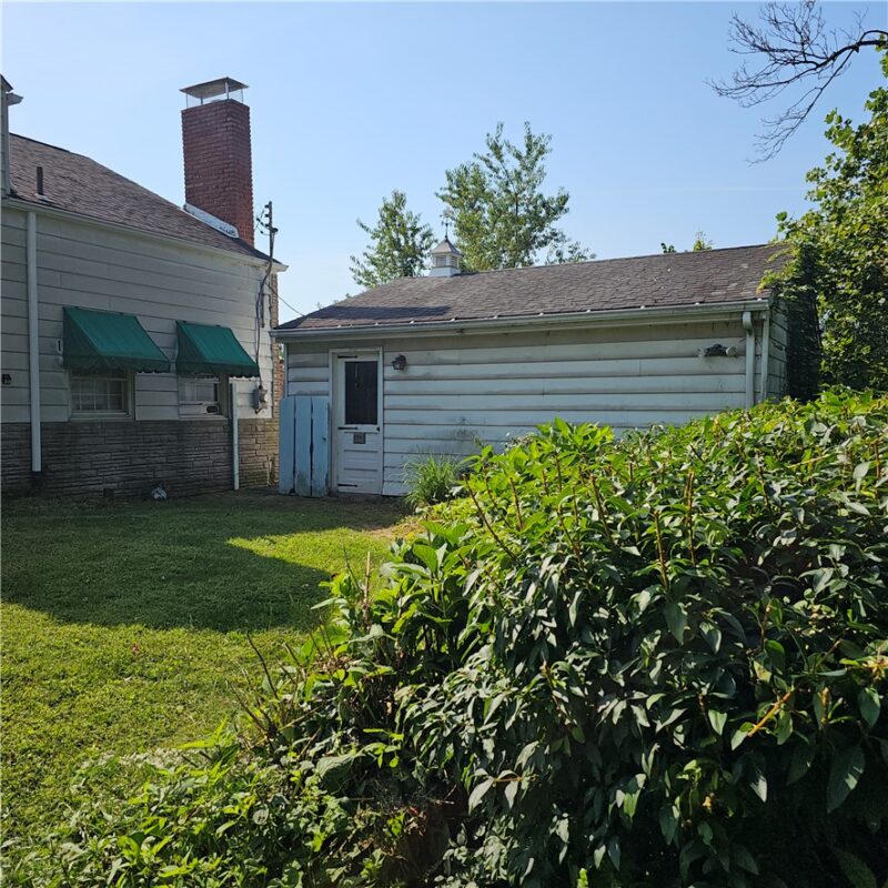 1311 Ridge Road — photo 3