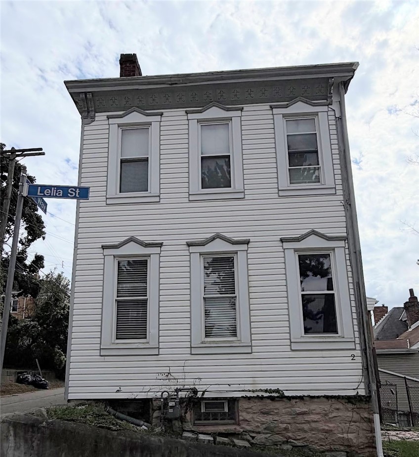 2 Lelia St — photo 1