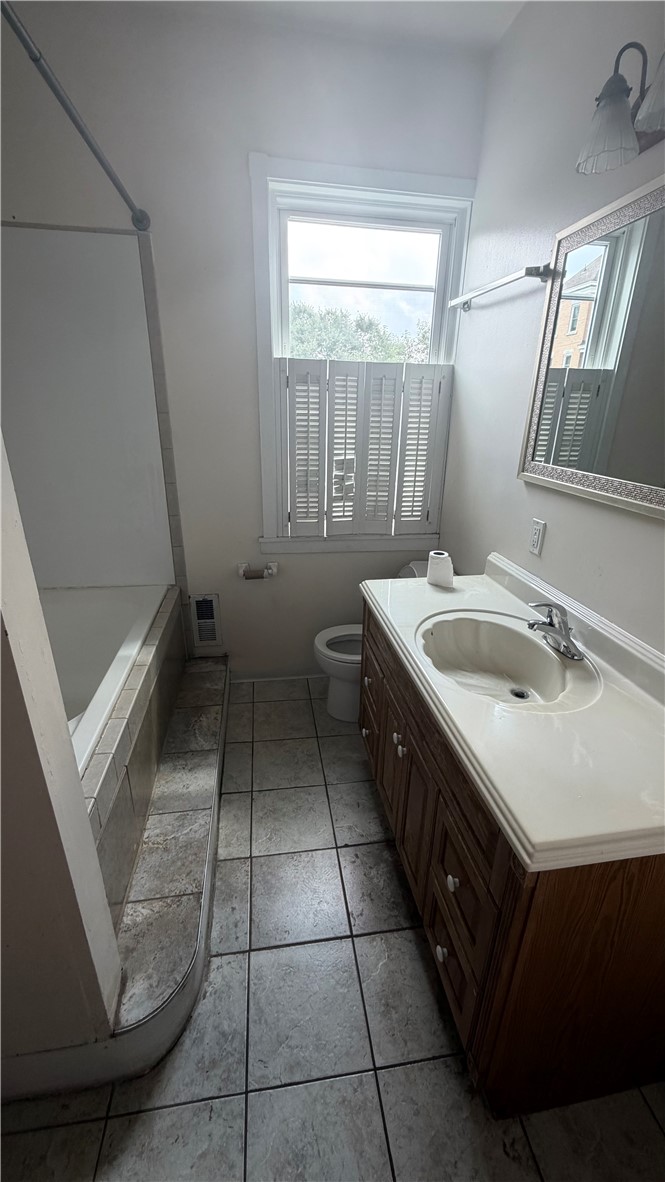 2 Lelia St — photo 8
