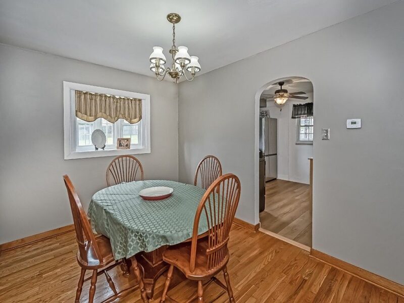 200 Davies STREET — photo 7