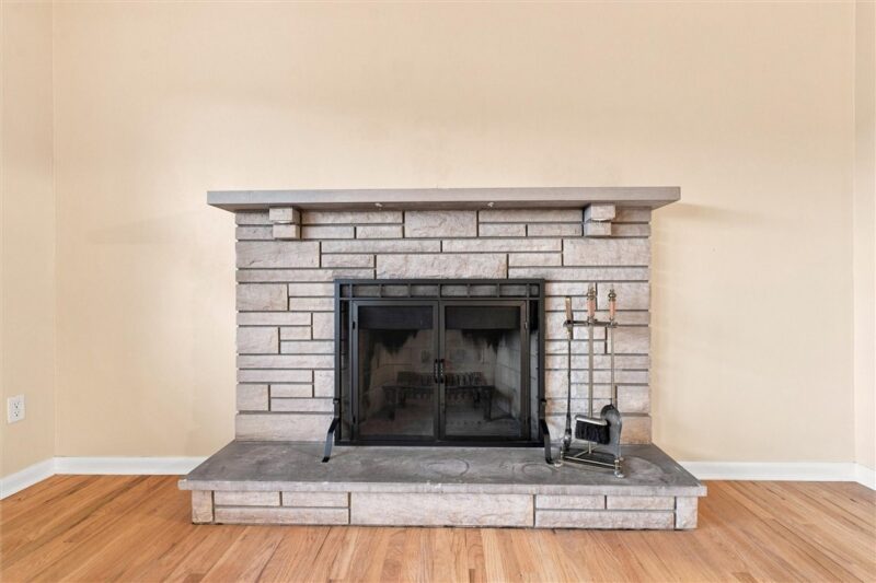 1003 Edward St — photo 7