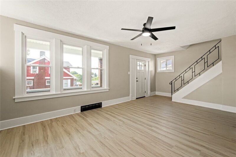 1515 Sumac St — photo 3