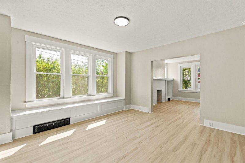 1515 Sumac St — photo 4