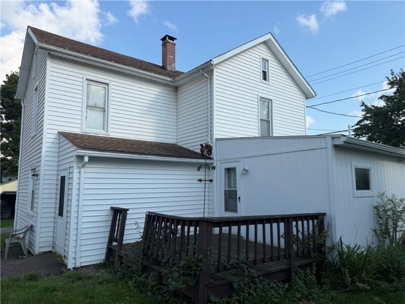 411 North St — photo 3