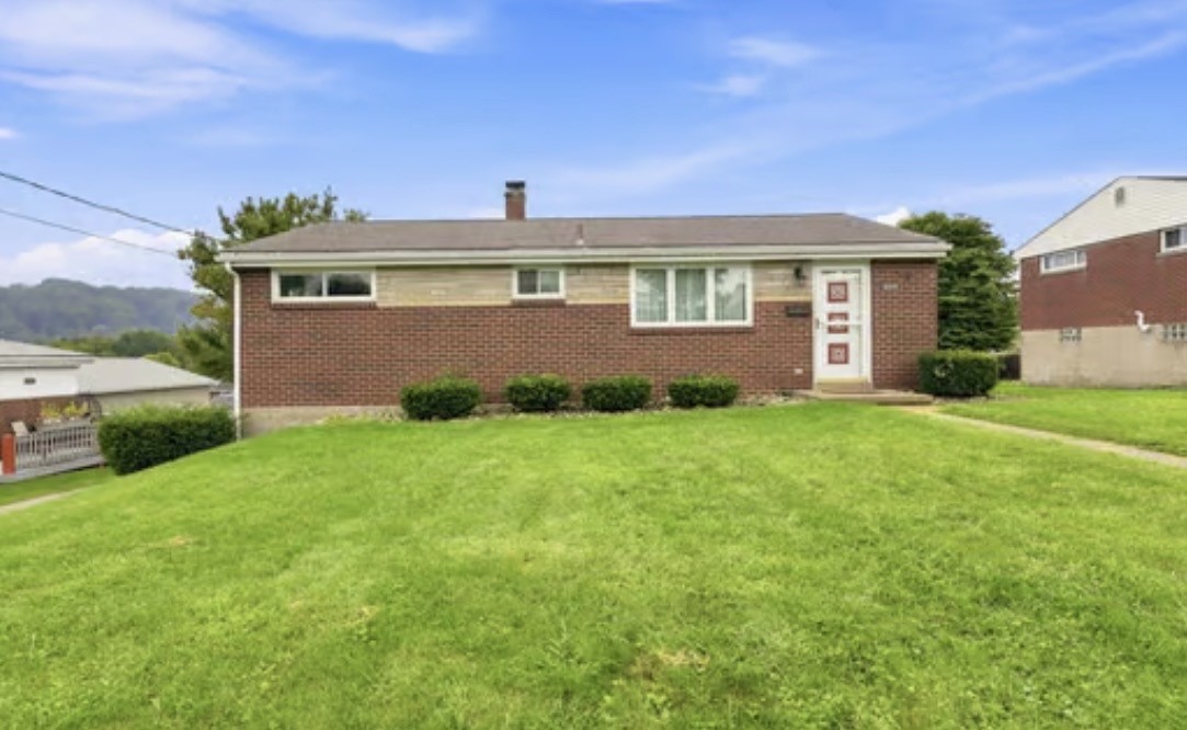 3020 Mintwood Dr — photo 1