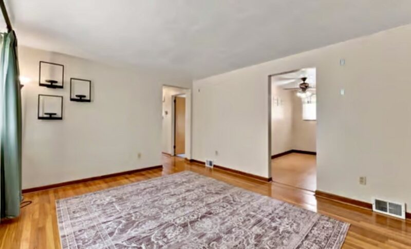 3020 Mintwood Dr — photo 3