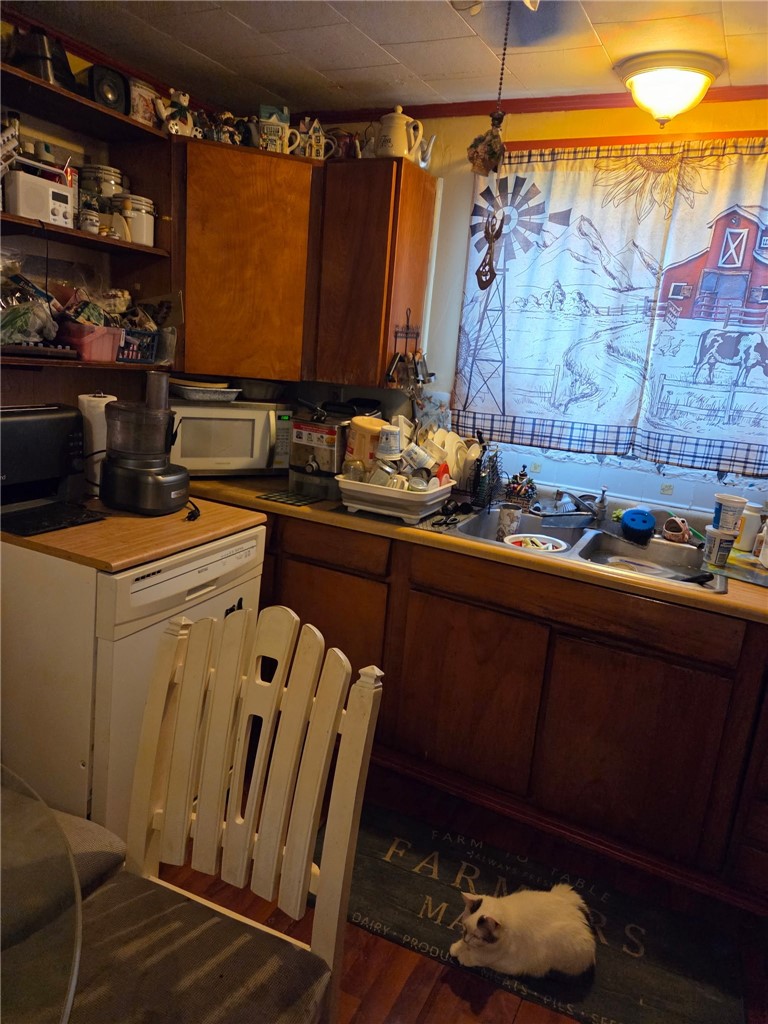13 Belmont Ave — photo 4